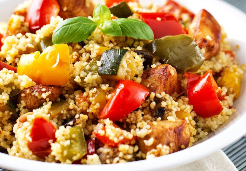 Cous cous di primavera con pollo croccante