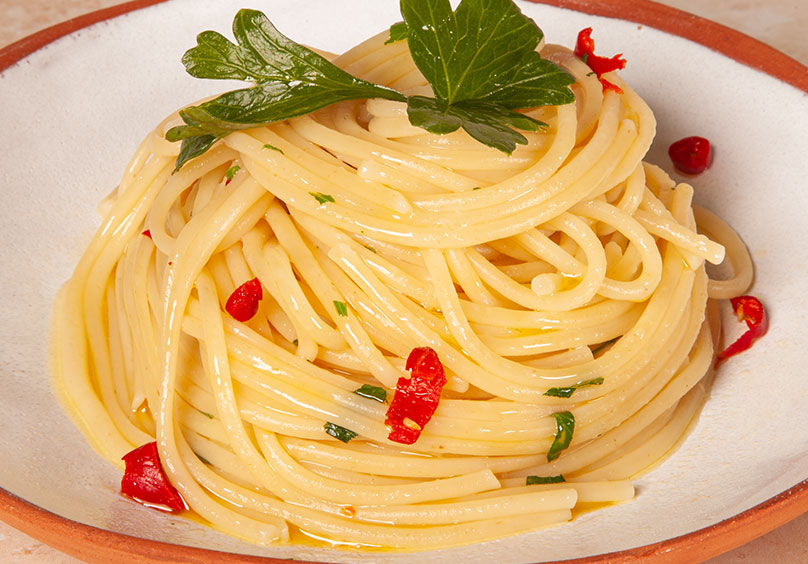 Spaghetti Ristorante 8 aglio, olio e peperoncini