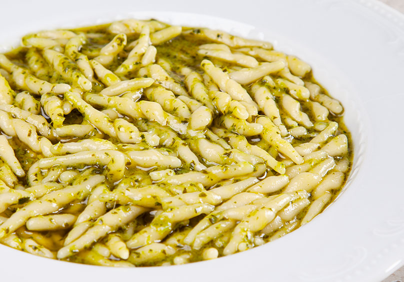 Fresh trofiette with pesto